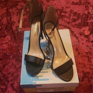 Cityclassified Stylish Black Heels